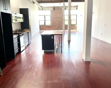652 Mateo Street - Photo Thumbnail 1