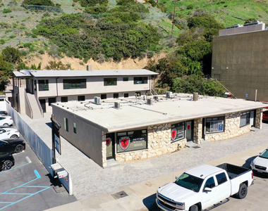 22227 Pacific Coast Highway - Photo Thumbnail 15
