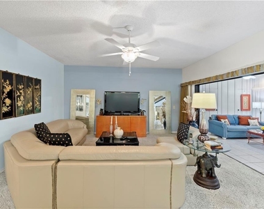 1330 Shorewinds Lane - Photo Thumbnail 16