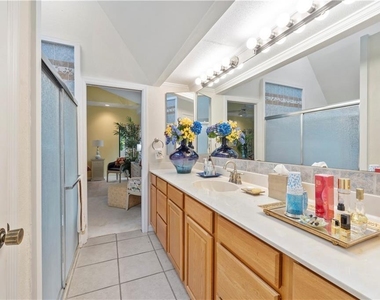 1330 Shorewinds Lane - Photo Thumbnail 28