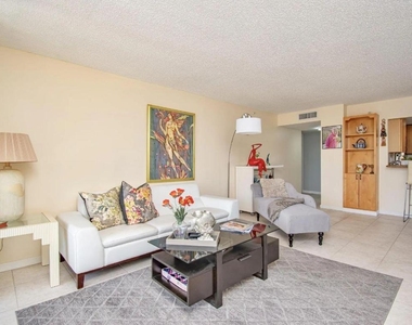 3912 S Ocean Boulevard - Photo Thumbnail 6