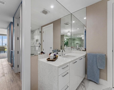 3730 N Ocean Drive - Photo Thumbnail 16