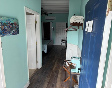 3350 Ne Indian River Drive - Photo Thumbnail 6