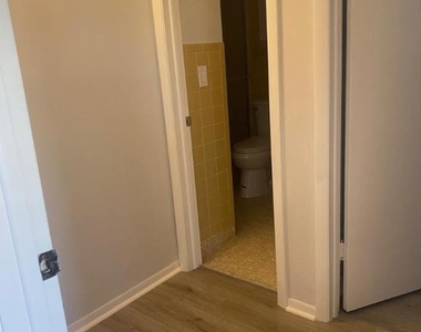 19 Abbey Lane - Photo Thumbnail 8