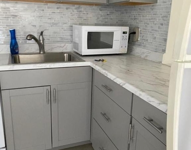 19 Abbey Lane - Photo Thumbnail 3