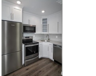 105 Overton Avenue - Photo Thumbnail 2
