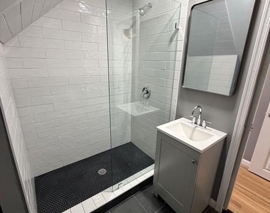 4023 Woodland Drive - Photo Thumbnail 7