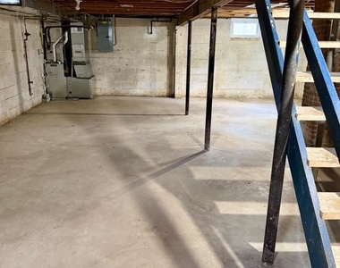 4023 Woodland Drive - Photo Thumbnail 16