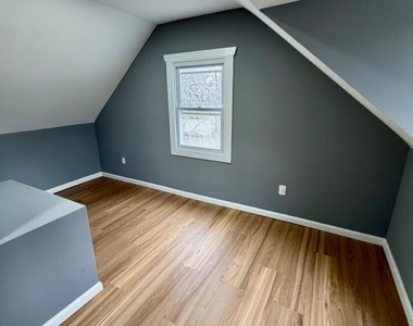 4023 Woodland Drive - Photo Thumbnail 11