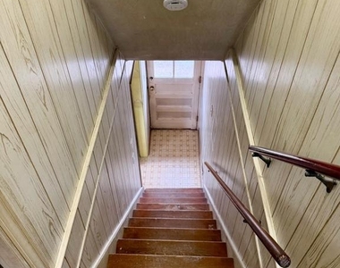 4023 Woodland Drive - Photo Thumbnail 15