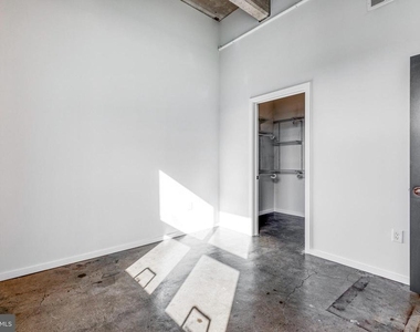 4800 Brown Street - Photo Thumbnail 5
