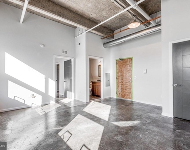 4800 Brown Street - Photo Thumbnail 3
