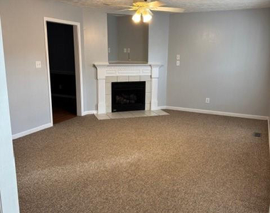 5340 Miranda Drive - Photo Thumbnail 7