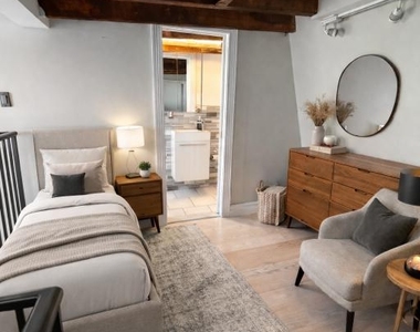 East 75th Street, Unit 5B - Photo Thumbnail 4