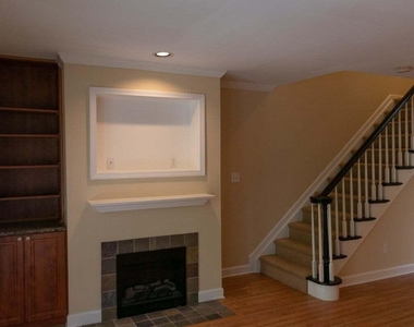 1 Forest Glen Drive - Photo Thumbnail 3
