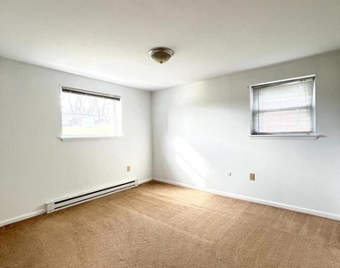 313 Herr Avenue - Photo Thumbnail 3