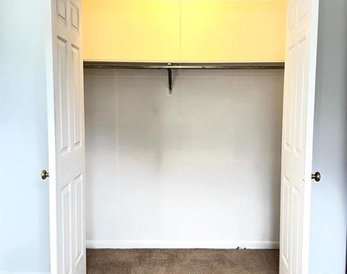 313 Herr Avenue - Photo Thumbnail 4
