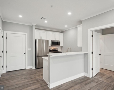 2421 Bristol Road - Photo Thumbnail 4