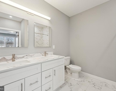 2421 Bristol Road - Photo Thumbnail 10