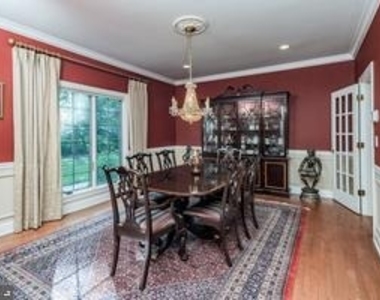 35 Pettit Place - Photo Thumbnail 2