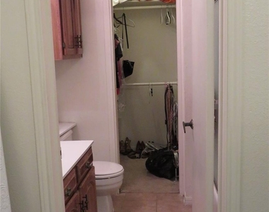 1910 Robbins Pl - Photo Thumbnail 14