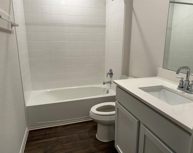 13717 Thomas Wheeler Way - Photo Thumbnail 17