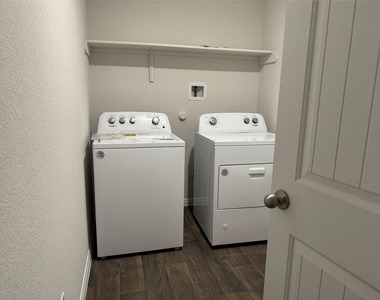 13717 Thomas Wheeler Way - Photo Thumbnail 14
