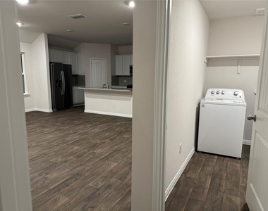 13717 Thomas Wheeler Way - Photo Thumbnail 11