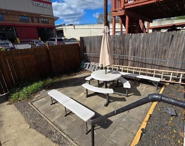 4044 7th Street Ne - Photo Thumbnail 6