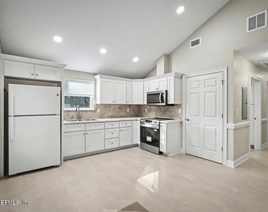 2210 Shepard Street - Photo Thumbnail 11