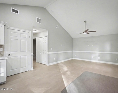 2210 Shepard Street - Photo Thumbnail 14