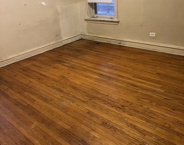 8010 S Evans Avenue - Photo Thumbnail 12