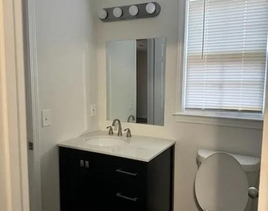 1443 Forest Villa Drive Nw - Photo Thumbnail 5