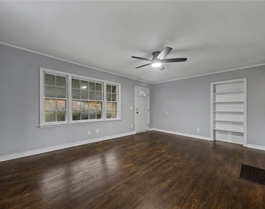 725 Matilda Place Nw - Photo Thumbnail 5