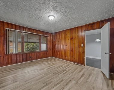 725 Matilda Place Nw - Photo Thumbnail 14
