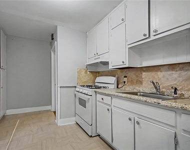 725 Matilda Place Nw - Photo Thumbnail 10