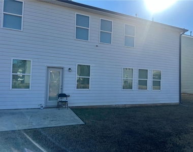 7226 Gladstone Circle - Photo Thumbnail 12