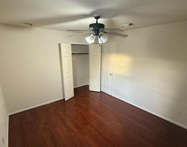 17719 Scarlett Falls Lane - Photo Thumbnail 21