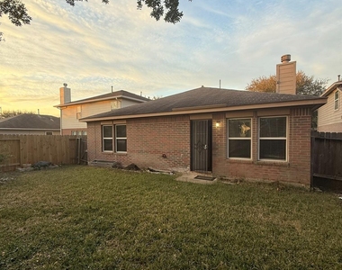17719 Scarlett Falls Lane - Photo Thumbnail 23