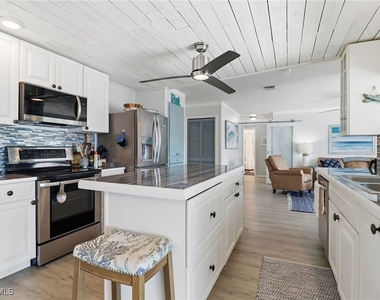 2211 Bayview Road - Photo Thumbnail 19
