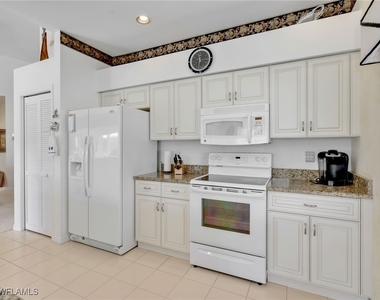 7100 Falcons Glen Boulevard - Photo Thumbnail 15