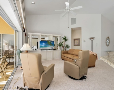 7100 Falcons Glen Boulevard - Photo Thumbnail 13