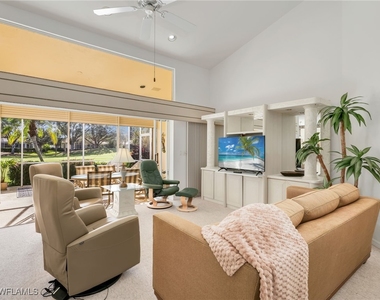 7100 Falcons Glen Boulevard - Photo Thumbnail 10
