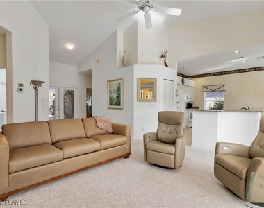 7100 Falcons Glen Boulevard - Photo Thumbnail 11