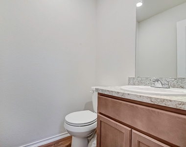 14412 Conifer Drive - Photo Thumbnail 6