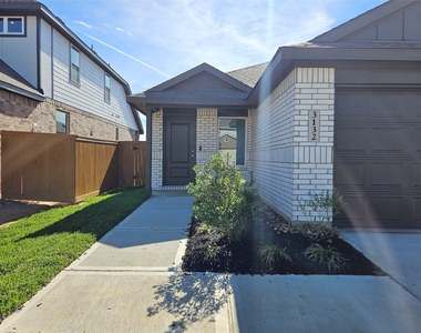 3132 Sunset Glory Drive - Photo Thumbnail 1