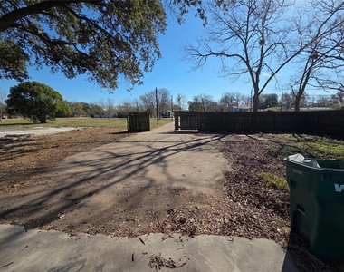 414 Gordy Road - Photo Thumbnail 2