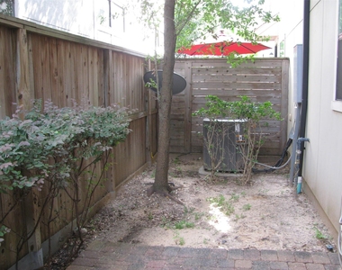 5813a Kiam Street - Photo Thumbnail 13