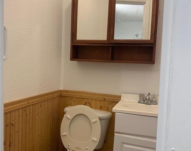 1272 Pecan Street - Photo Thumbnail 11