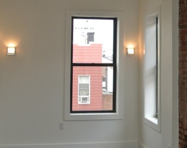 72 Maujer Street - Photo Thumbnail 4